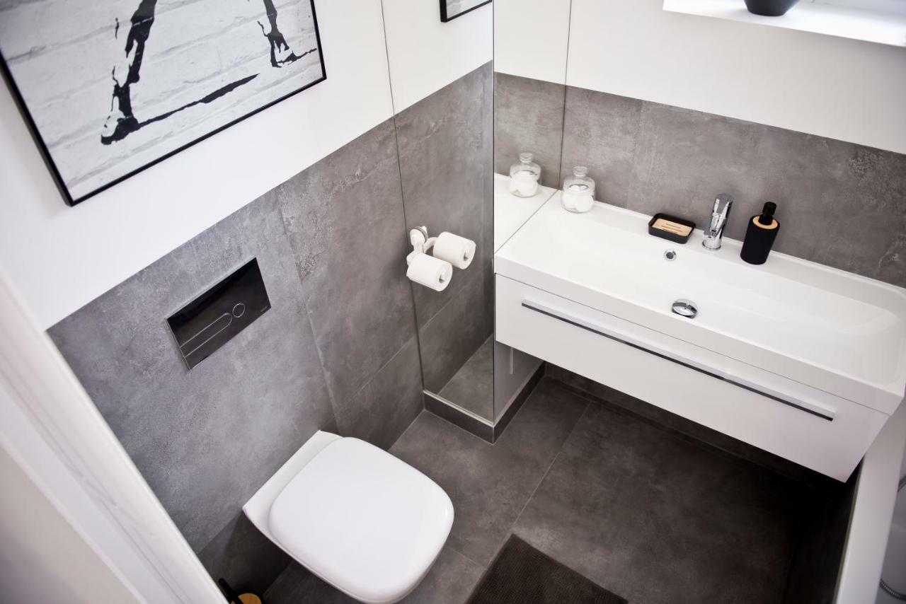Apartament Powisle With Balcony Varsavia Esterno foto